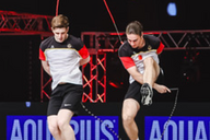 Zwei Springer zeigen ihre Rope Skipping Kür.